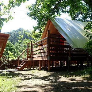 3* Camping Camping La Châtaigneraie